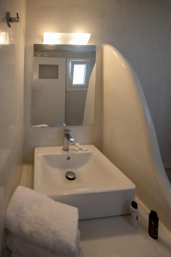 The F Suites Karterados  Dış mekan fotoğraf